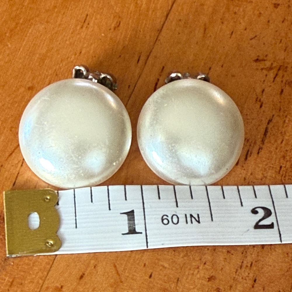 Vintage Faux Pearl Clip On Earrings Large Round White Cabochon Silver Tone Retro